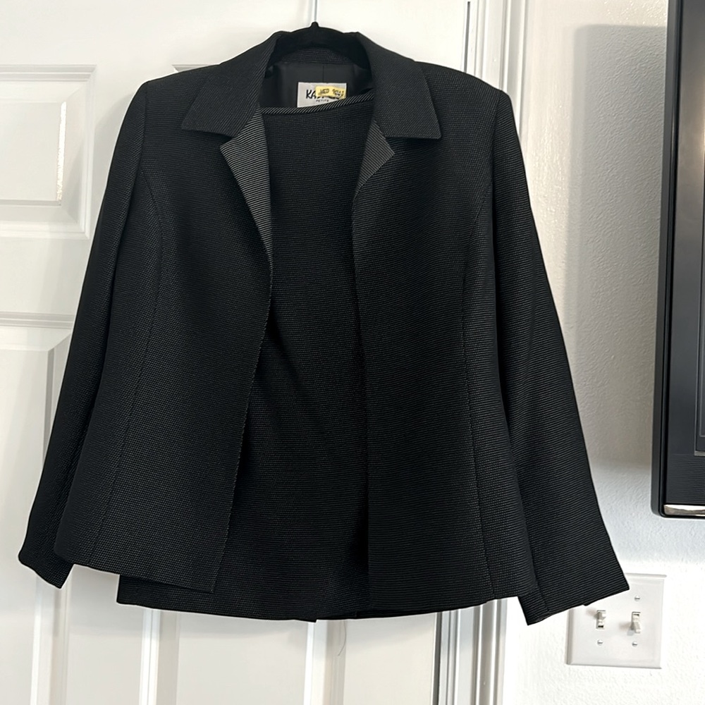 Shirt suit